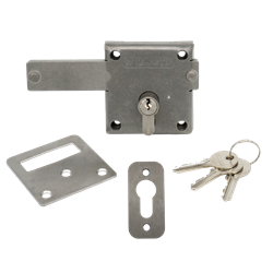 GATEMASTER Long Throw Gate Locking Bolt With Cylinder