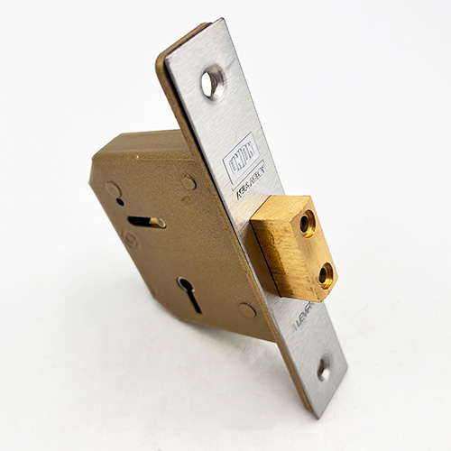 (Ex Chubb) Union 3G115 Non British Standard 5 Lever Mortice Deadlock