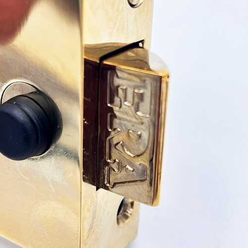 ERA 1630 Deadlocking Nightlatch