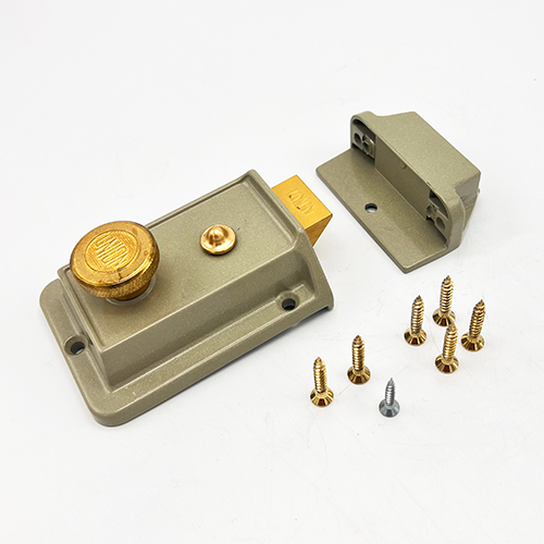 Union 1022 Traditional Non Deadlocking Nightlatch (case only)