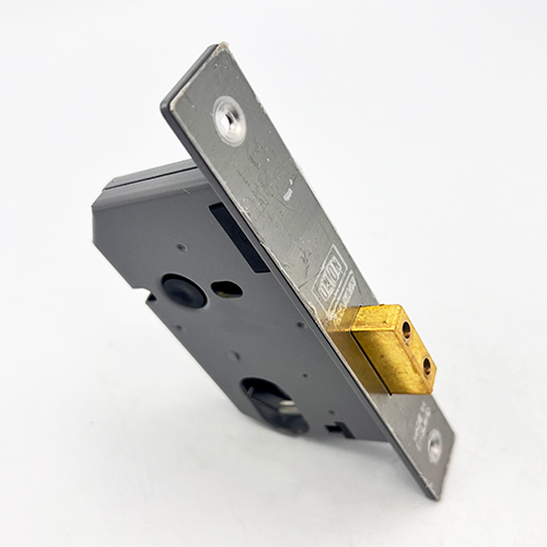 Union L2141 Oval Upright Mortice Deadlock