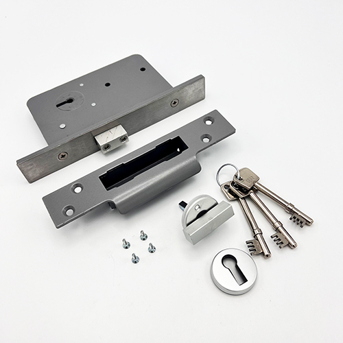 Wellington Fort 4H 6 Lever Mortice Deadlock