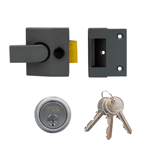 TSS 5 Pin Modern Deadlocking Nightlatch 40mm