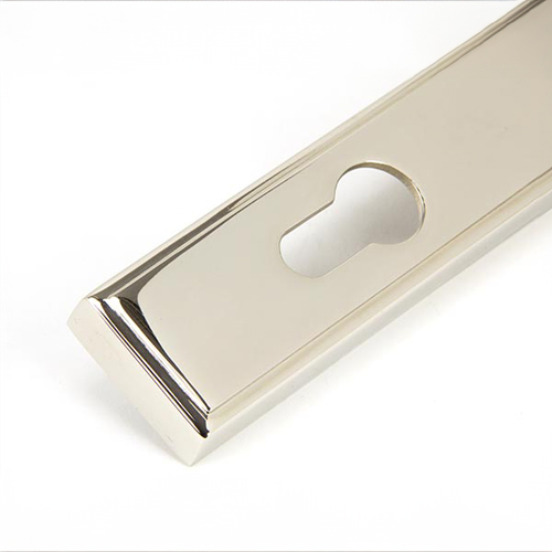 From the Anvil Brompton Lever/Lever Multipoint Door Handles - 92mm PZ Sprung 212mm Screw Centres (LEAD TIME: 2-3 DAYS)