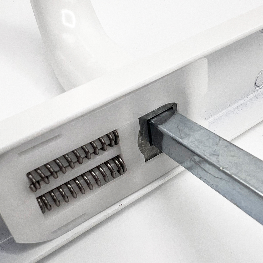 TSS Universal Lever Moveable Pad Offset UPVC Multipoint Door Handles - 92/62mm PZ - Sprung - 264mm Screw Centres