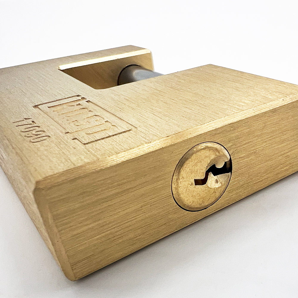 Kasp 170 90mm Closed Shackle Brass Shutter Padlock