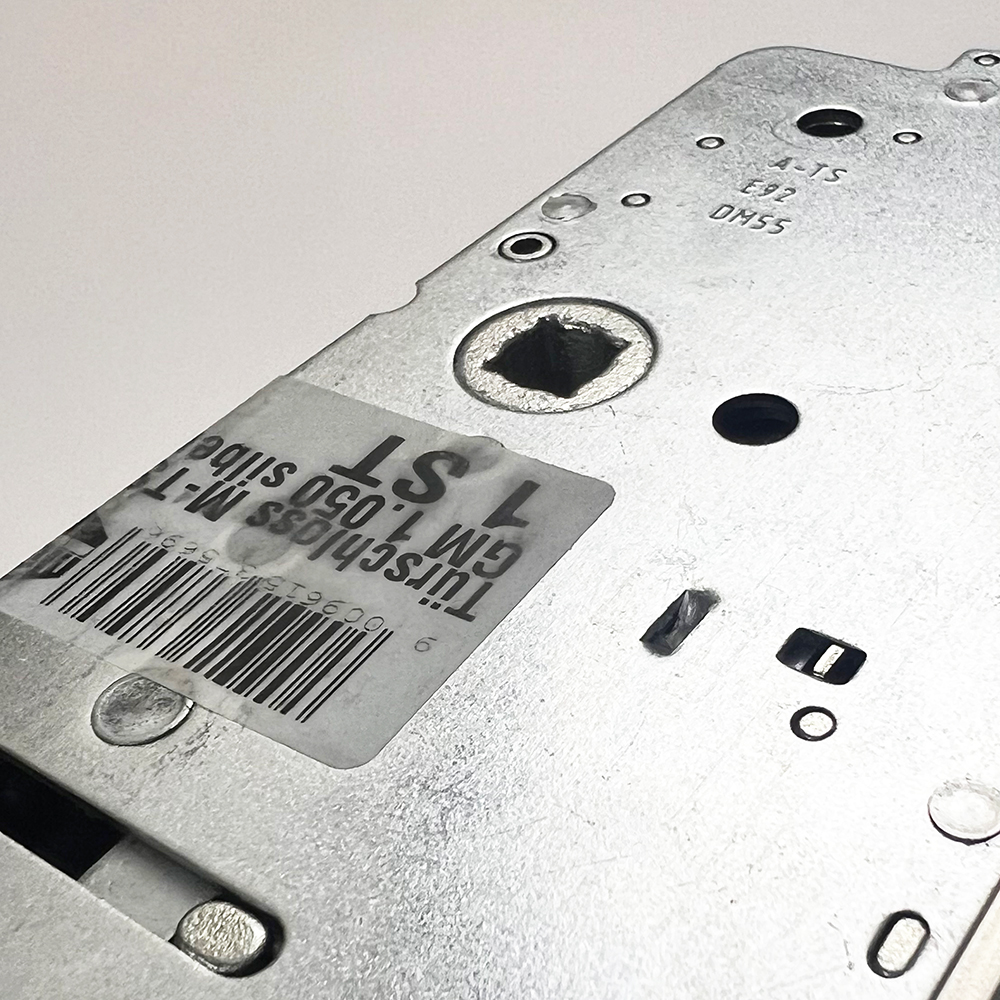 Maco M-TS Latch & Deadbolt 2 Hooks 2 Anti Lift Bolts Flat 24mm Faceplate Electric Multipoint Door Lock